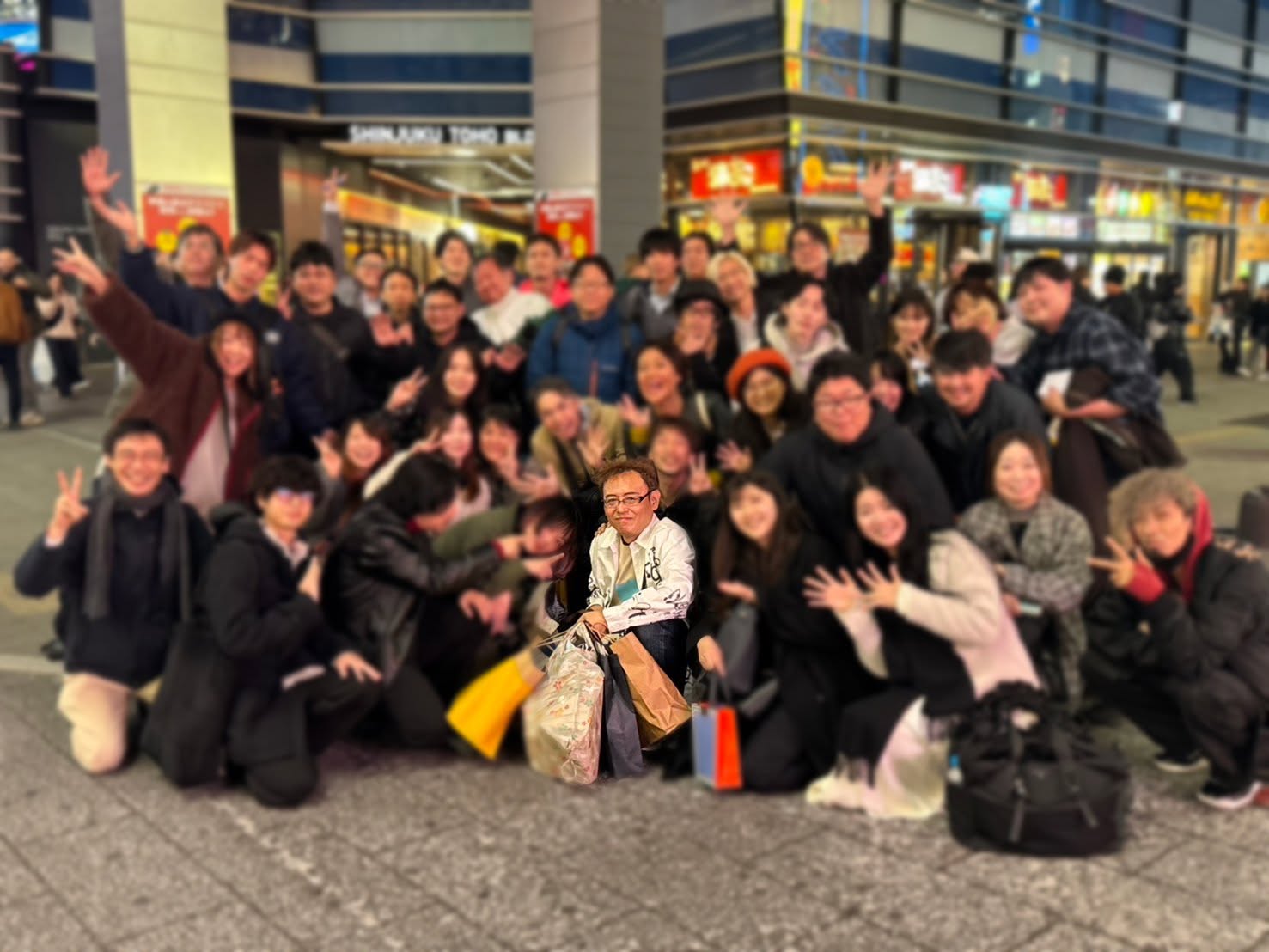 山本輔バースデイパーティの集合写真